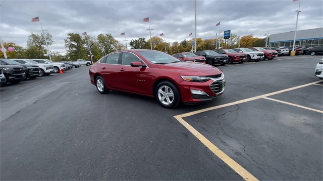 2024 CHEVROLET MALIBU - Image 3