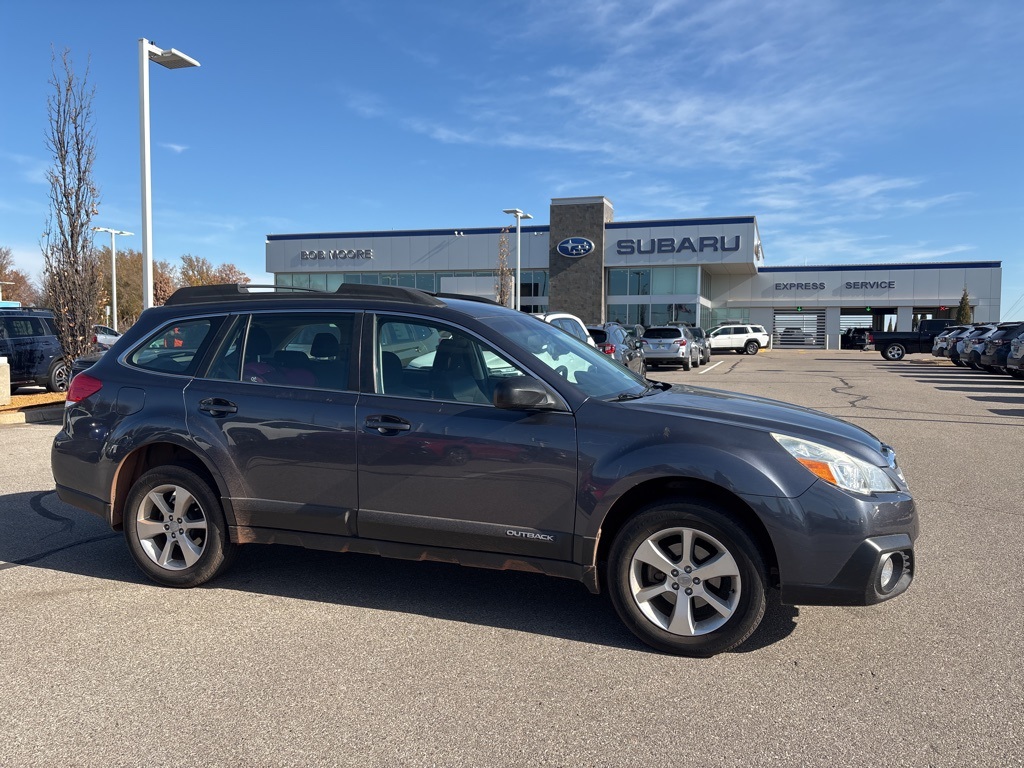 2014 Subaru Outback Base's photo