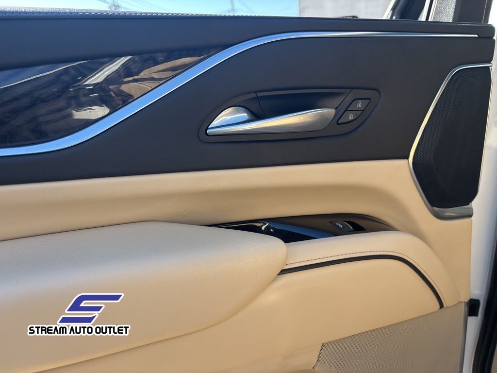 2022 Cadillac Escalade ESV Premium Luxury photo 19