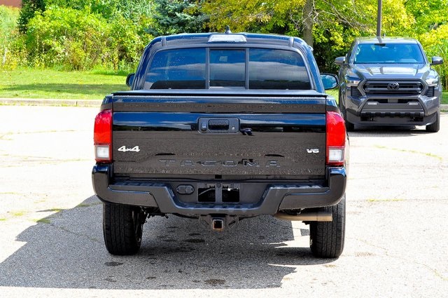 2023 Toyota Tacoma SR 4x4 Double Cab photo 4