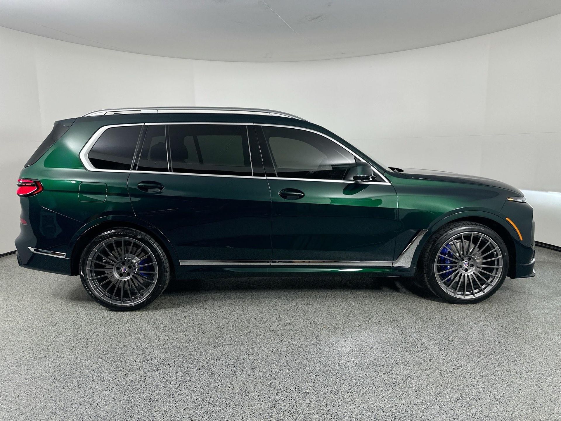 2026 Bmw X7 ALPINA XB7 photo 4