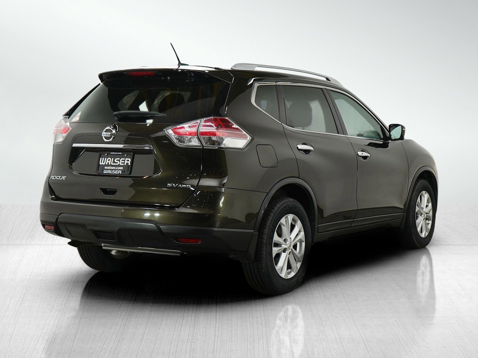 2016 Nissan Rogue SV photo 5