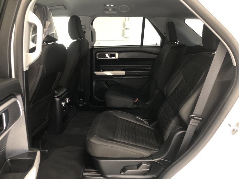 2021 Ford Explorer XLT Sport photo 14