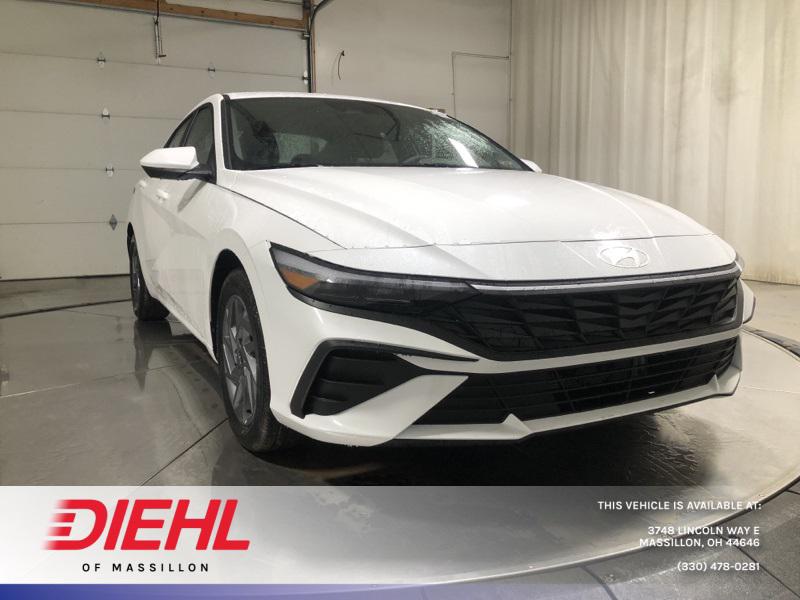 2026 Hyundai Elantra Blue's photo