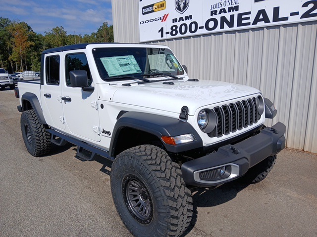 2025 Jeep Gladiator Sport S's photo