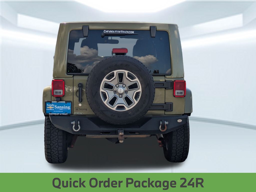 2013 Jeep Wrangler Unlimited Rubicon photo 4