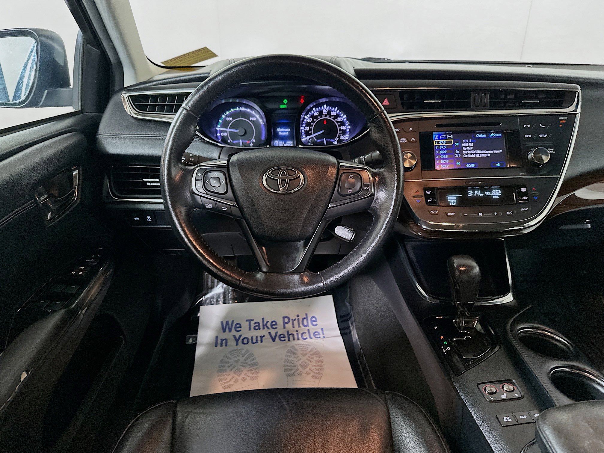 2013 Toyota Avalon Hybrid XLE Premium photo 17