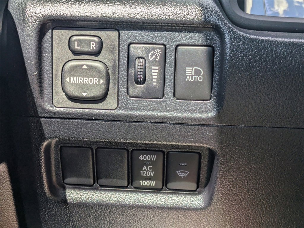 2024 Toyota 4Runner SR5 Premium photo 27