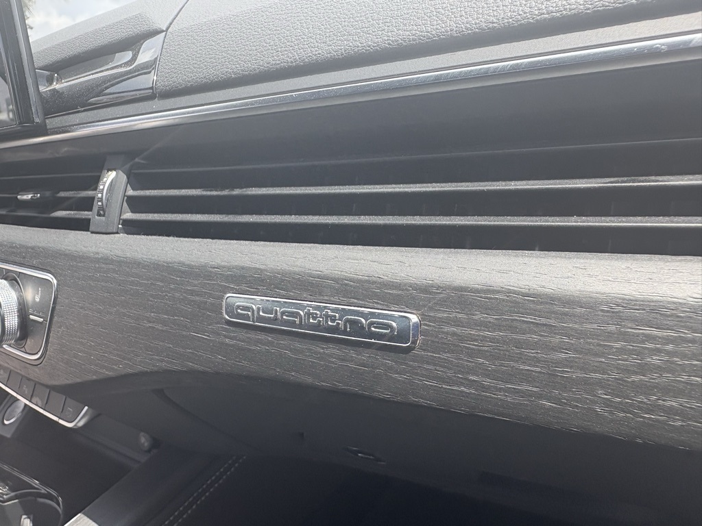 2024 Audi A4 S line Premium Plus 45 TFSI Quattro photo 18