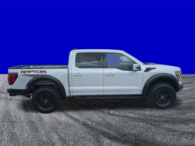 2025 Ford F-150 Raptor photo 2