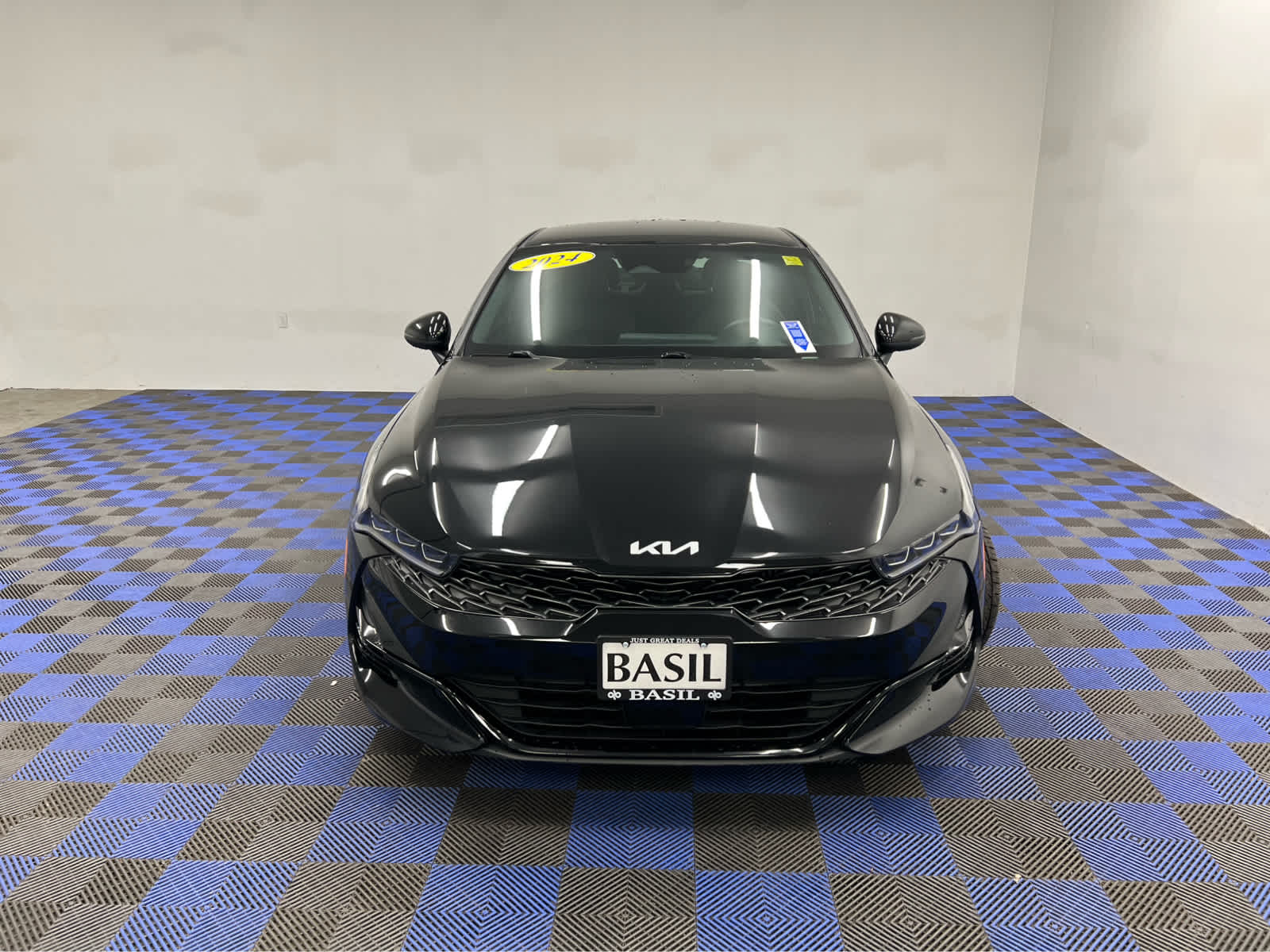 2024 Kia K5 GT-Line photo 8