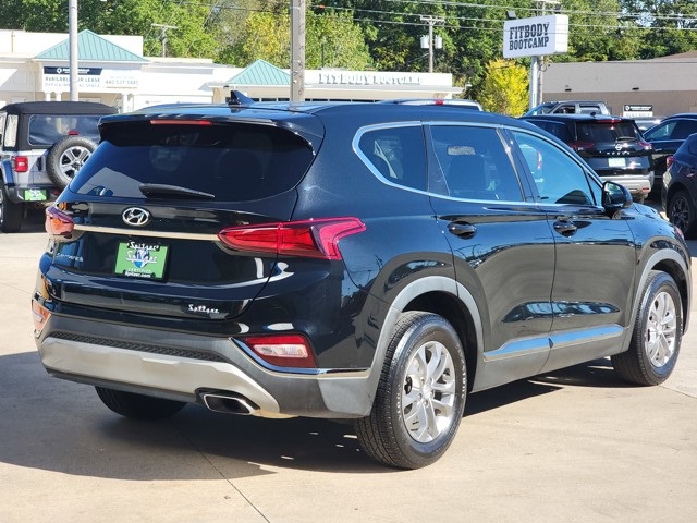 2019 Hyundai Santa Fe SEL photo 4