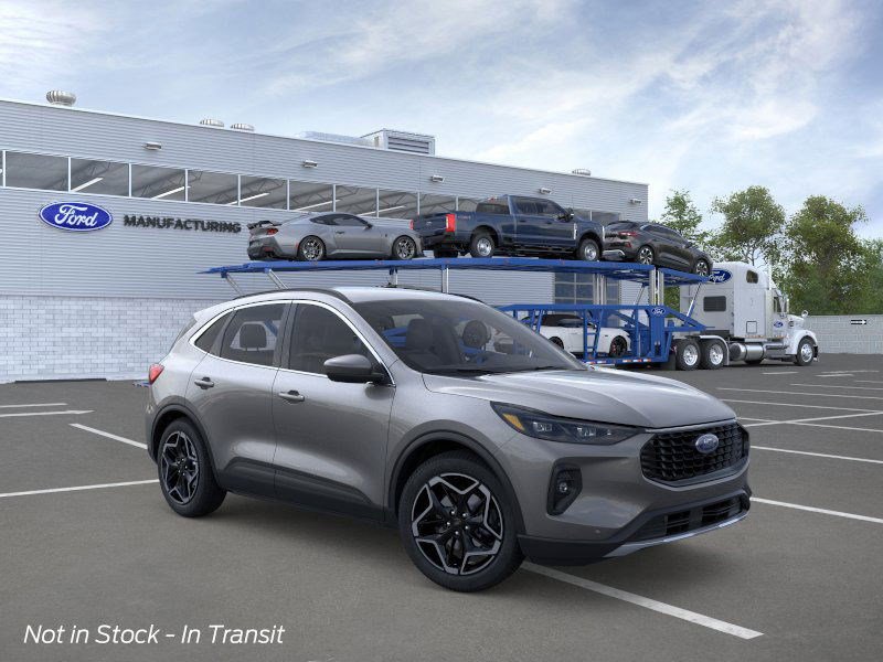 2026 Ford Escape Platinum photo 4