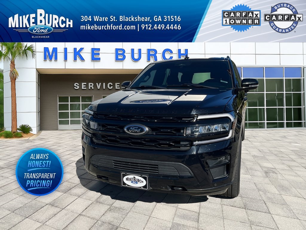 2023 Ford Expedition Limited's photo