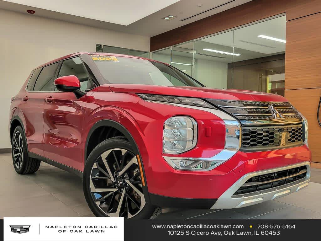 2023 Mitsubishi Outlander SE Special Edition's photo