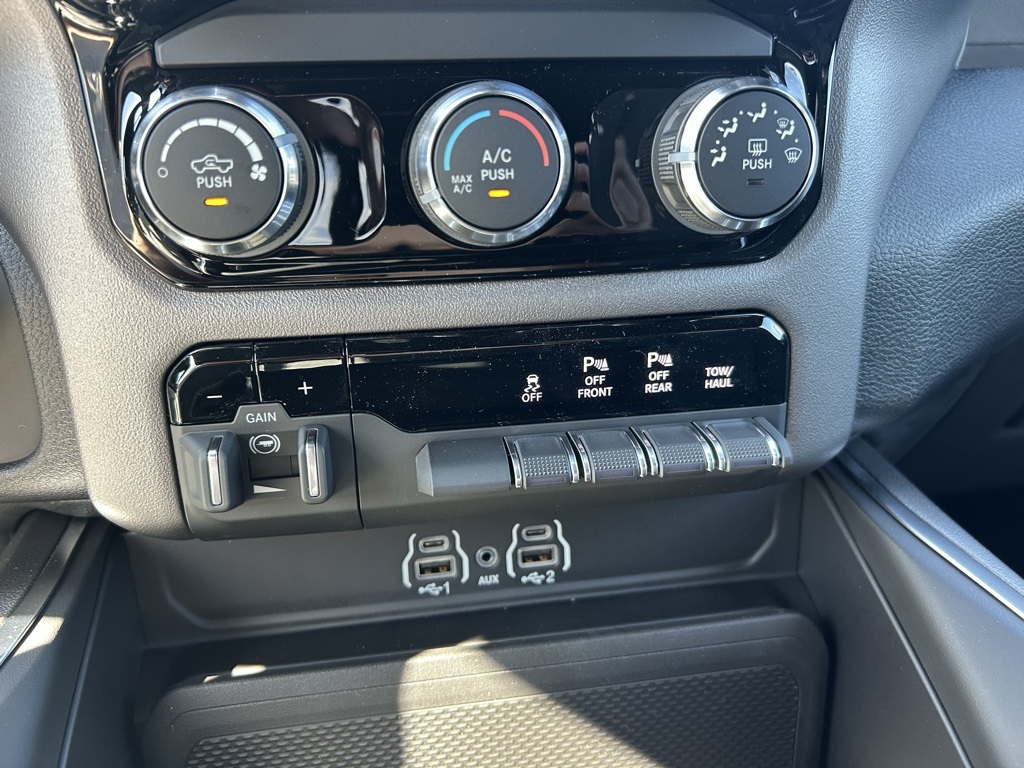 2026 Ram 1500 Big Horn Lone Star photo 17