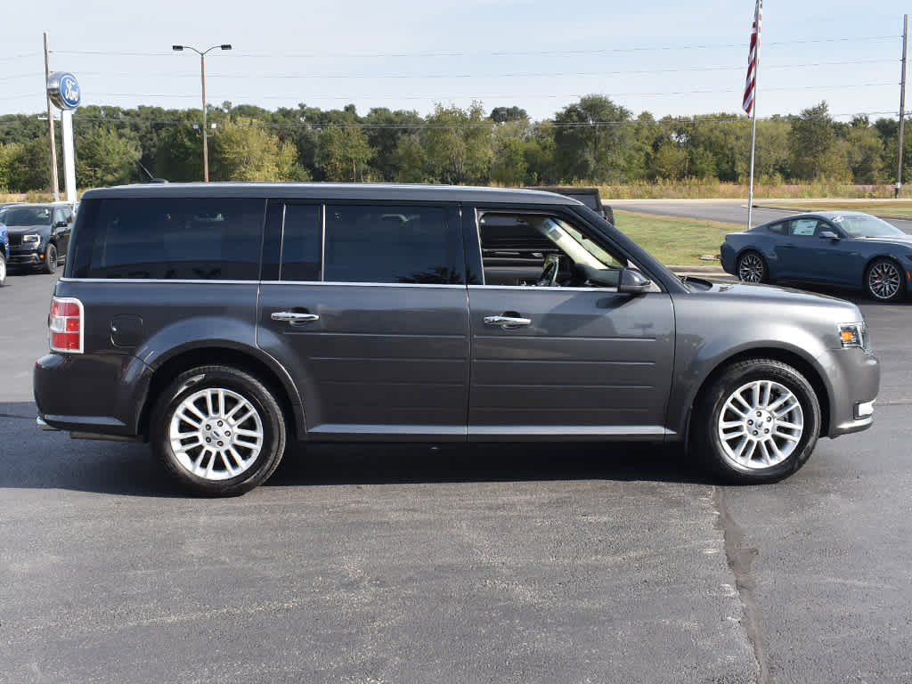 2019 Ford Flex SEL photo 13