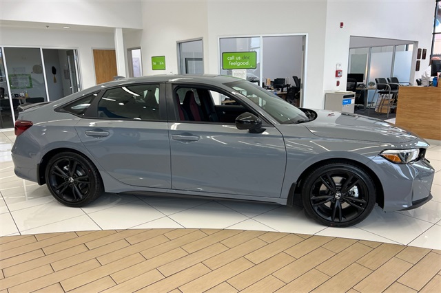 2026 Honda Civic Si photo 2