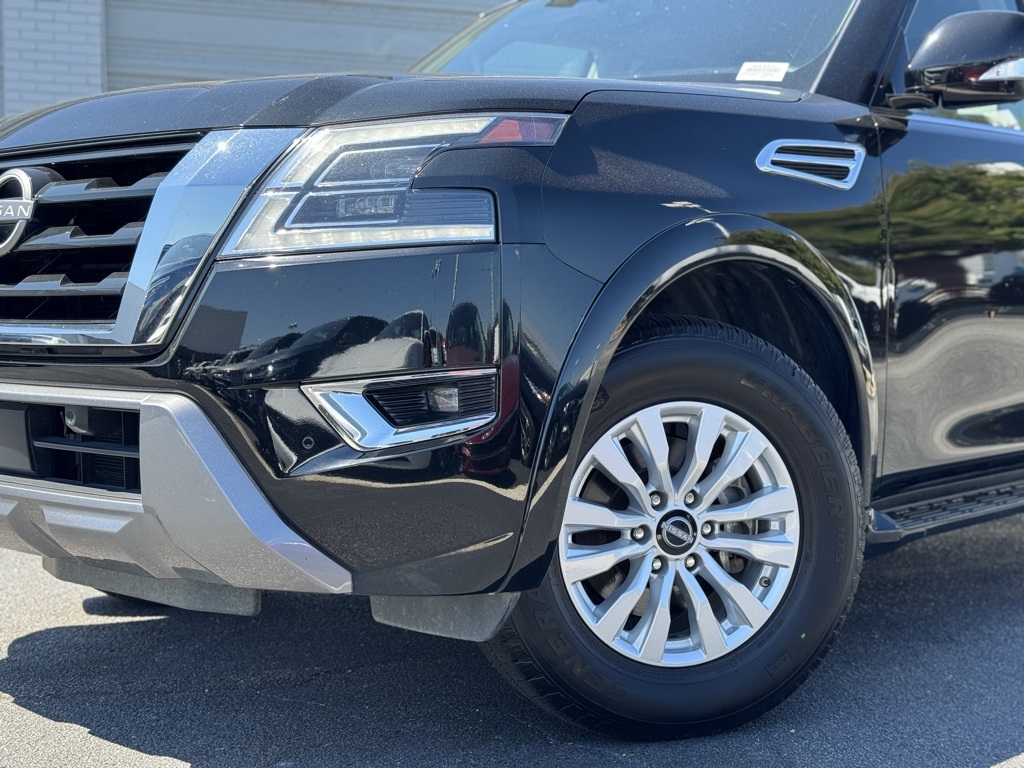 2023 Nissan Armada SV photo 4
