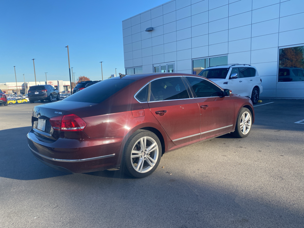 2014 Volkswagen Passat TDI SEL Premium photo 4