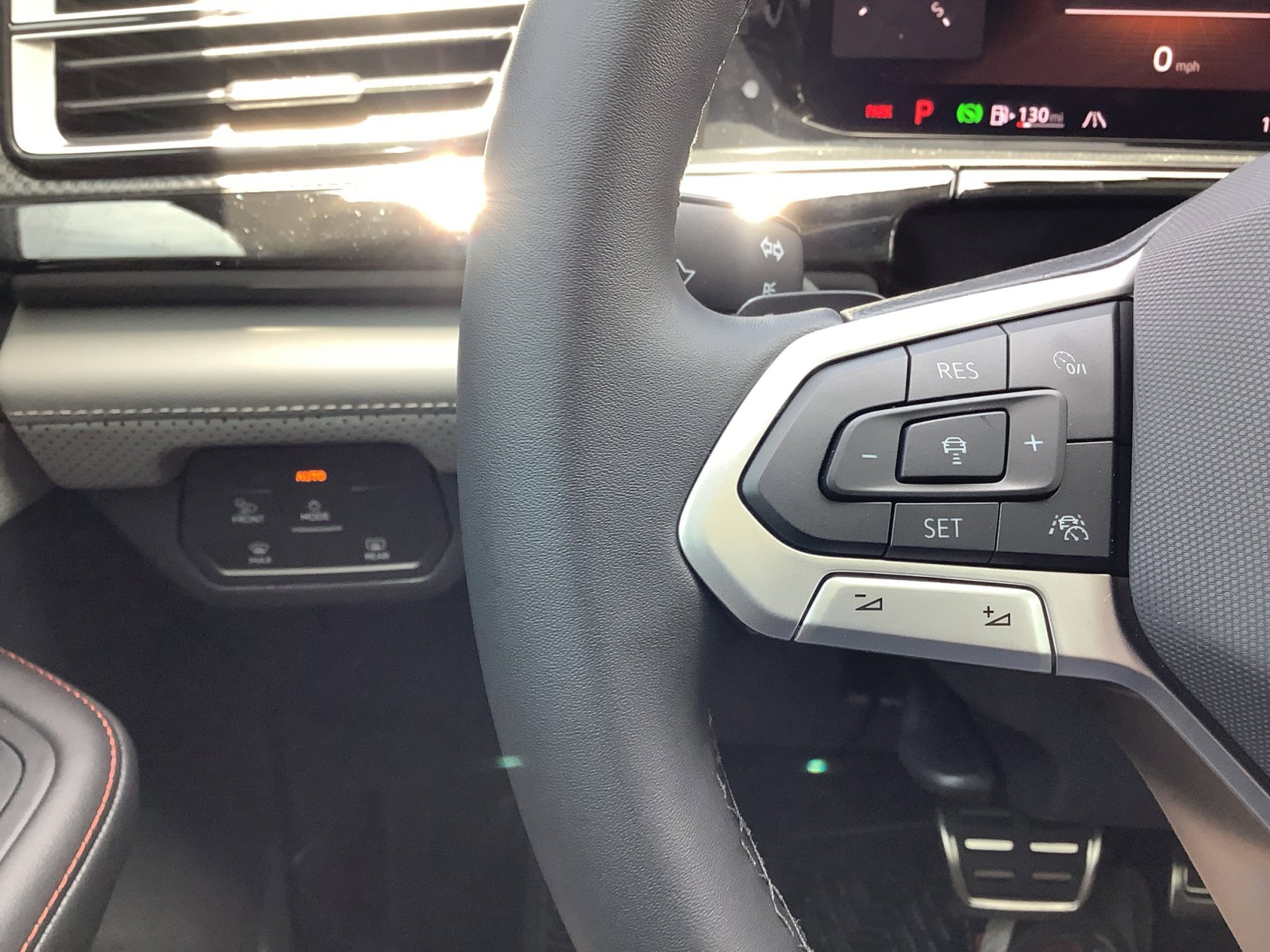 2025 Volkswagen Atlas Peak Edition SE photo 25