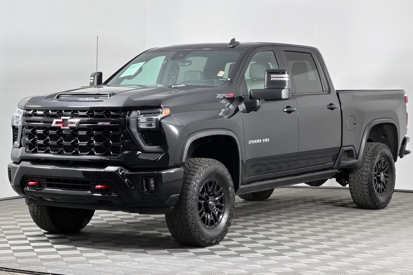 2024 Chevrolet Silverado 2500HD ZR2 photo 8