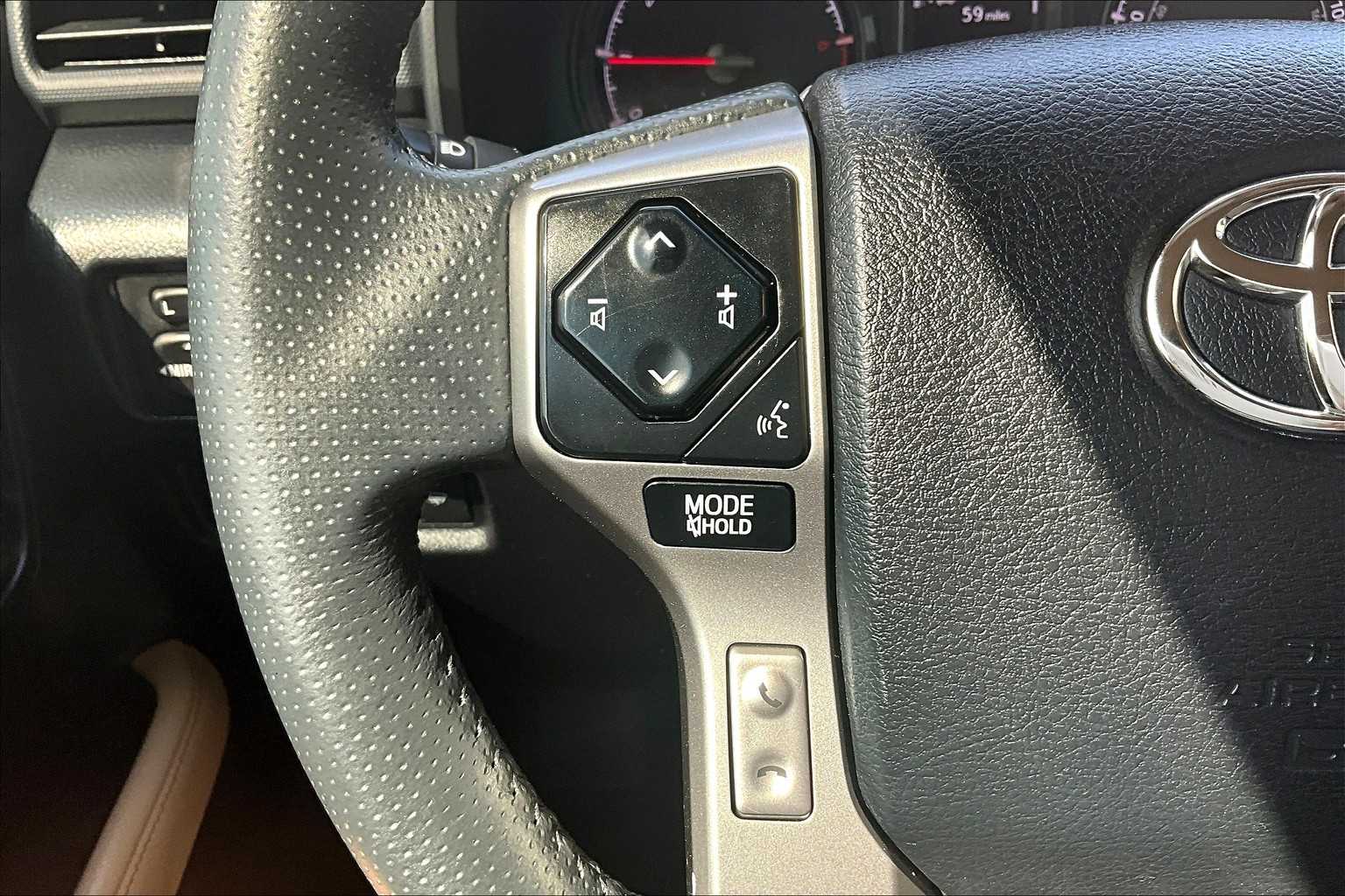 2023 Toyota 4Runner SR5 photo 22