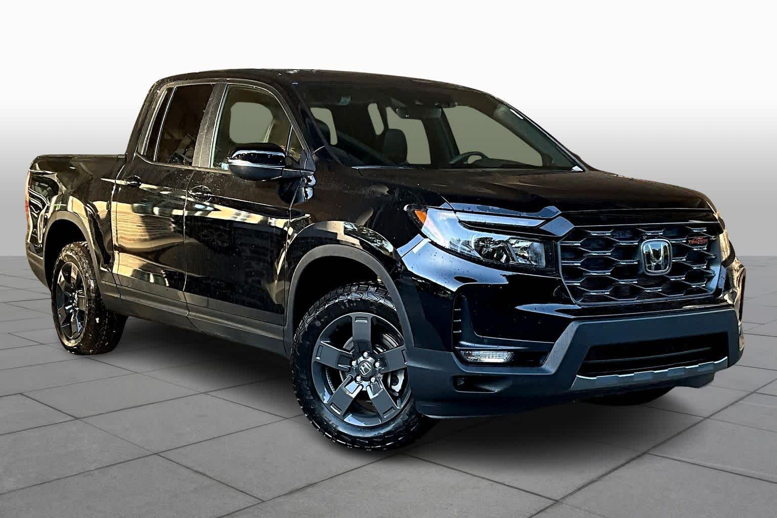 2026 Honda Ridgeline TrailSport photo 2