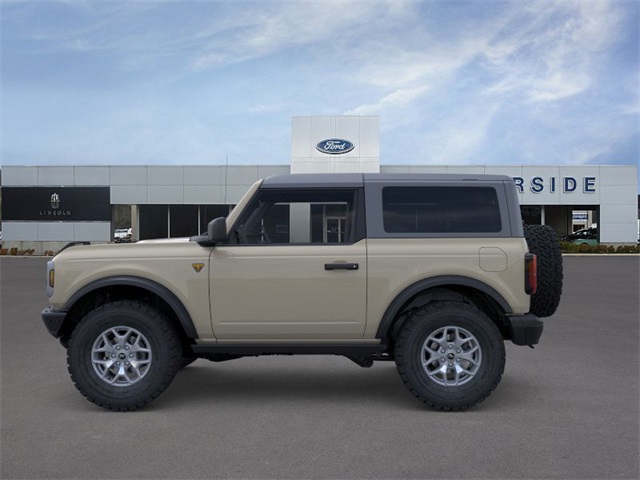 2025 Ford Bronco Badlands photo 3