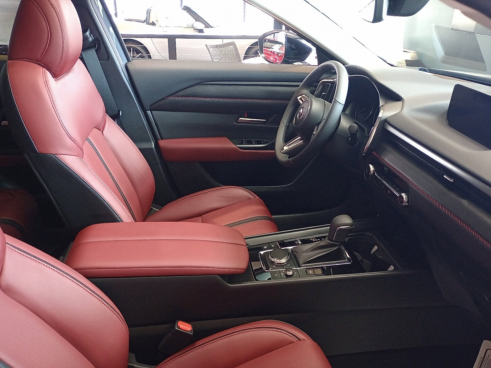 2025 Mazda CX-50 Premium Plus photo 7