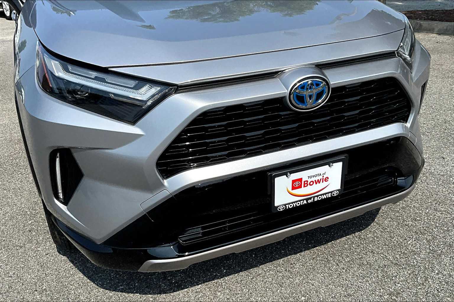 2022 Toyota RAV4 Hybrid XSE photo 26
