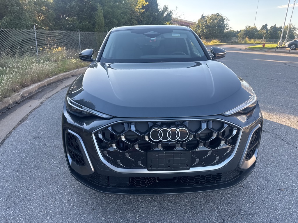 2025 Audi Q5 2.0T Premium Plus photo 4