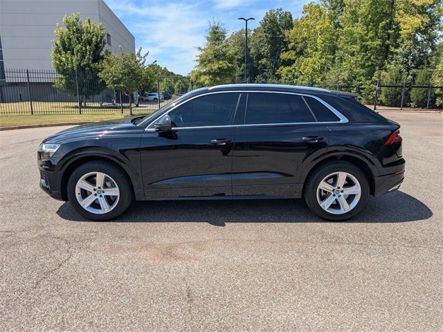 2019 Audi Q8 Premium photo 2