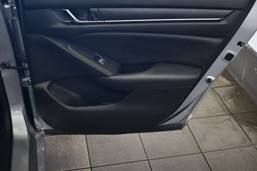 2022 Honda Accord Sport 2.0T photo 28