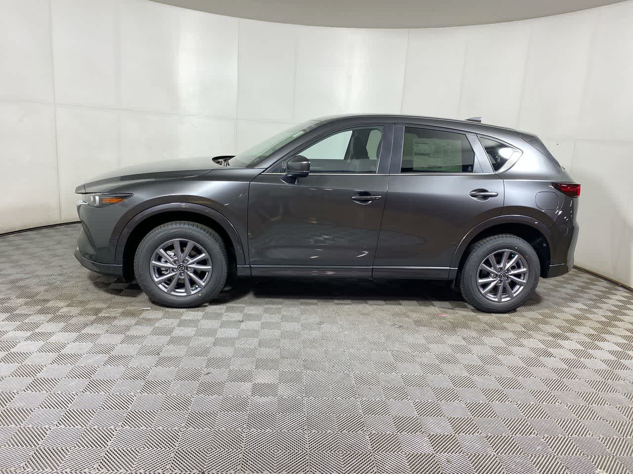 2025 Mazda CX-5 2.5 Select photo 5