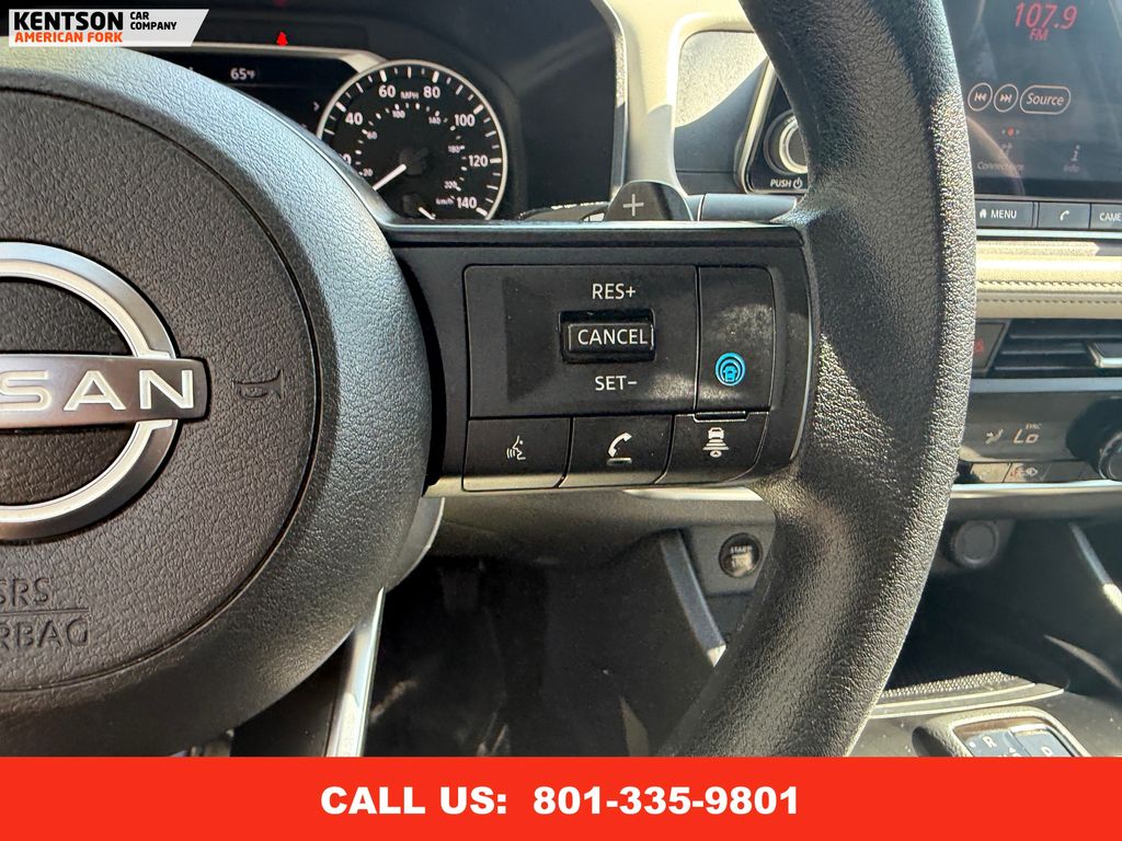 2024 Nissan Rogue SV photo 18