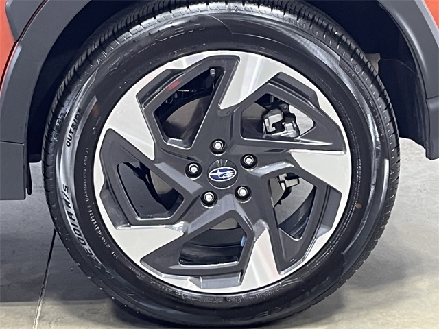 2025 Subaru Crosstrek Limited photo 9
