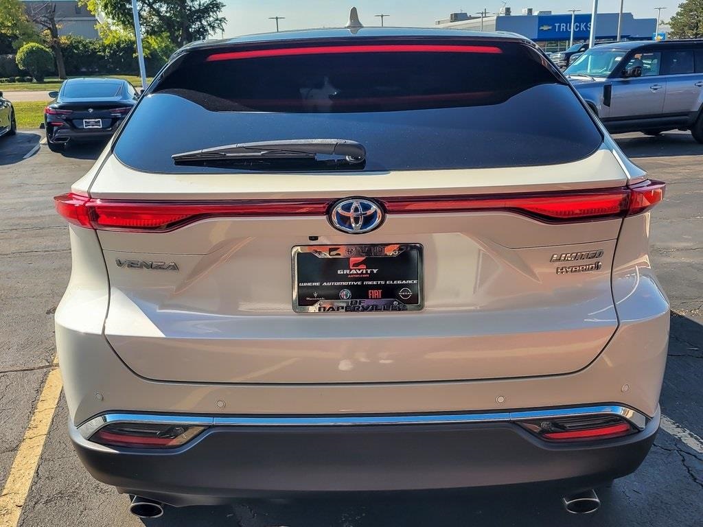 2021 Toyota Venza Limited photo 5