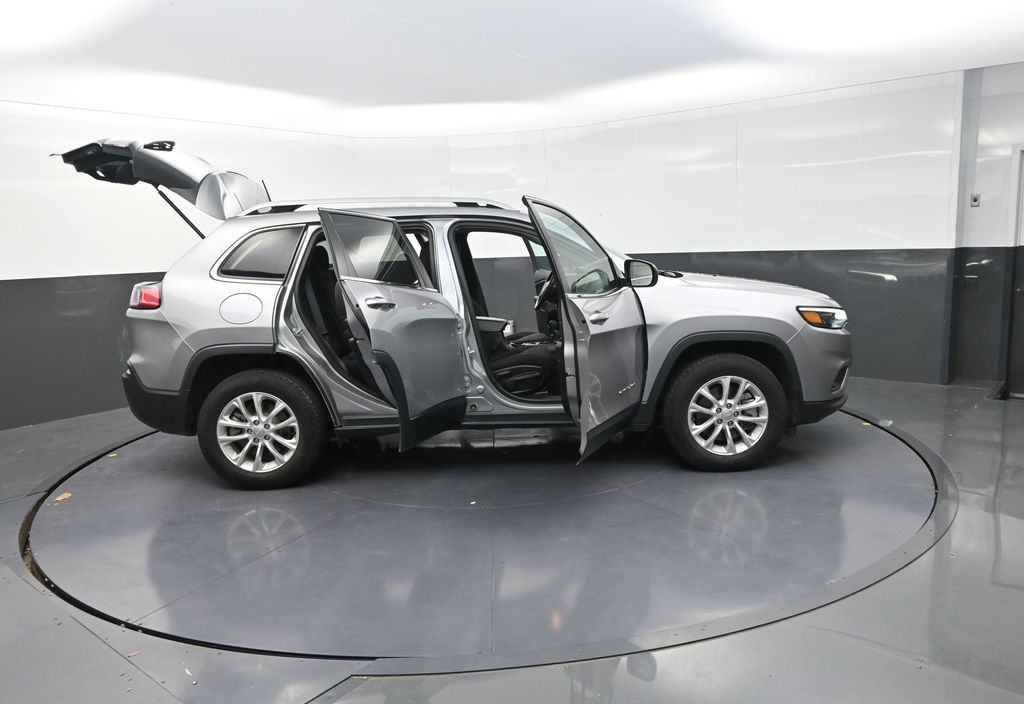 2019 Jeep Cherokee Latitude photo 33