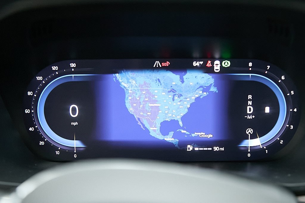 2023 VOLVO XC60 - Image 25