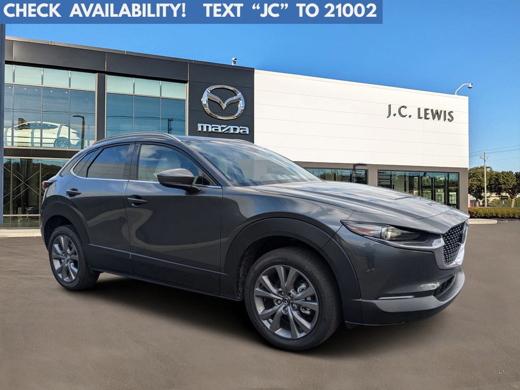 2025 Mazda CX-30 Premium's photo