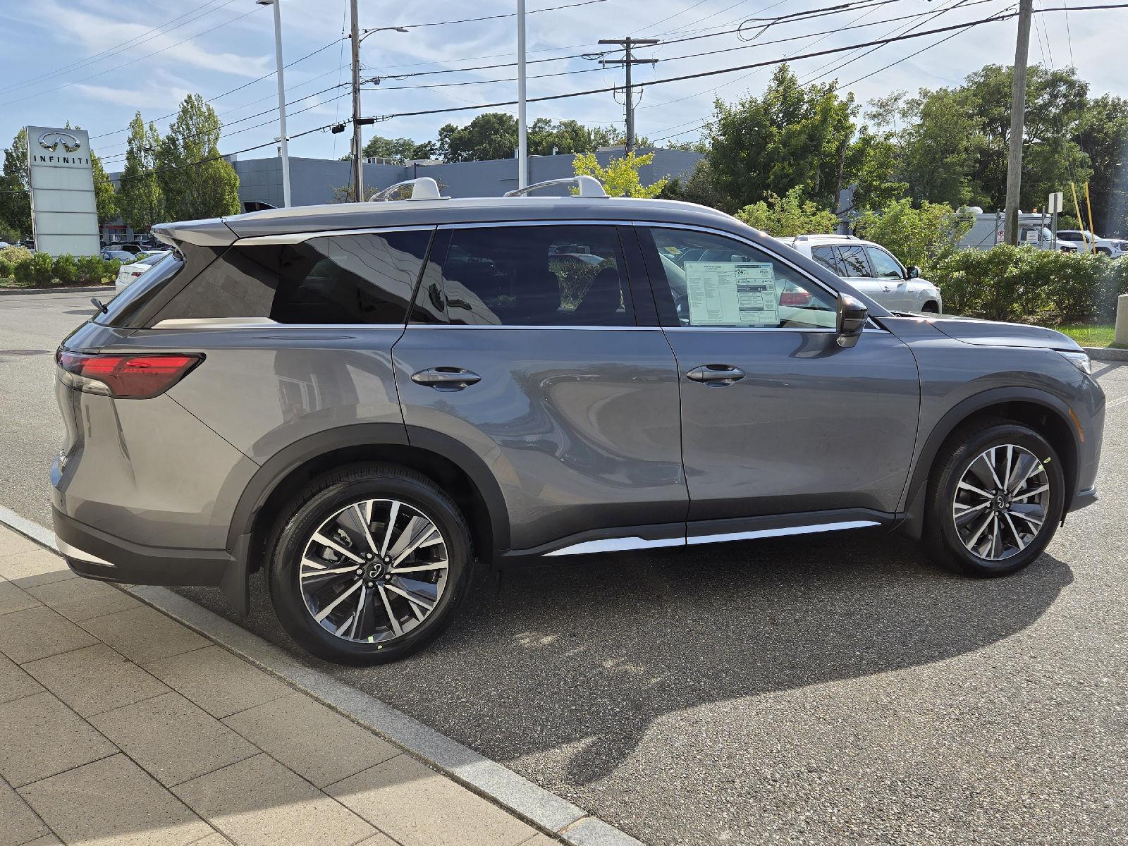 2026 Infiniti QX60 Luxe AWD photo 14