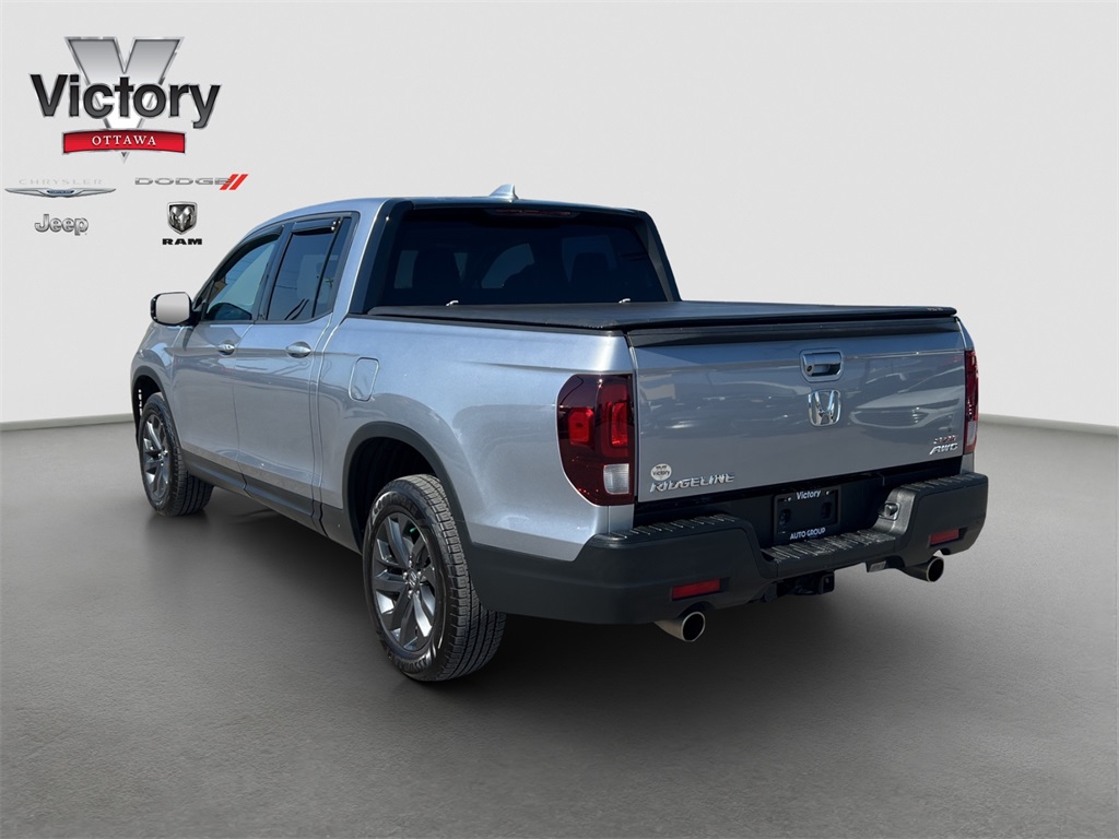 2021 Honda Ridgeline Sport photo 4