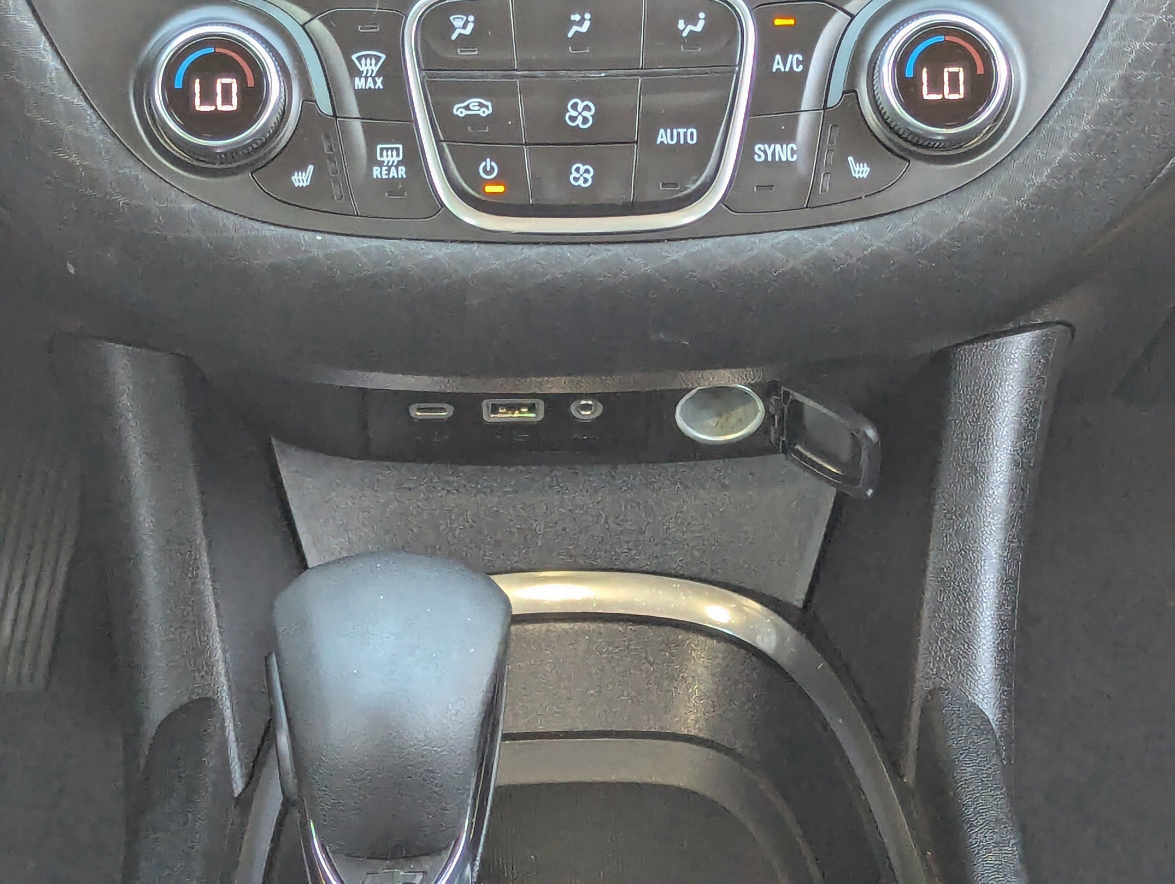 2023 Chevrolet Malibu 1LT photo 4