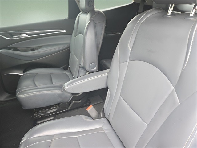 2018 Buick Enclave Essence photo 18