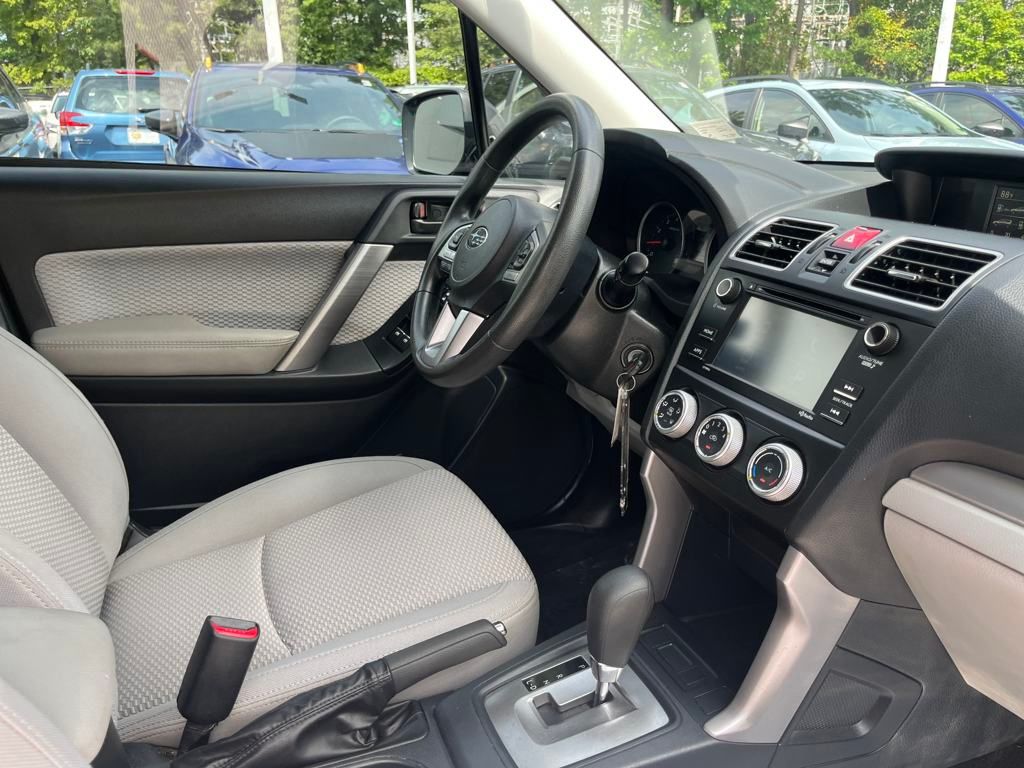 2018 Subaru Forester 2.5i photo 26