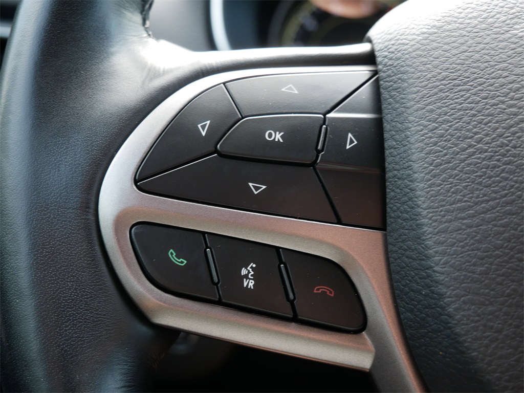 2021 Jeep Cherokee Limited photo 22