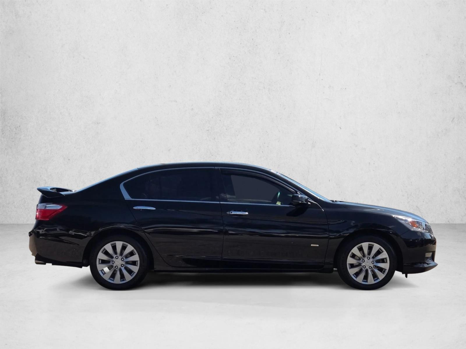 2014 Honda Accord Touring V6 photo 4