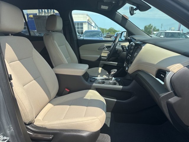 2023 Chevrolet Traverse LS photo 17