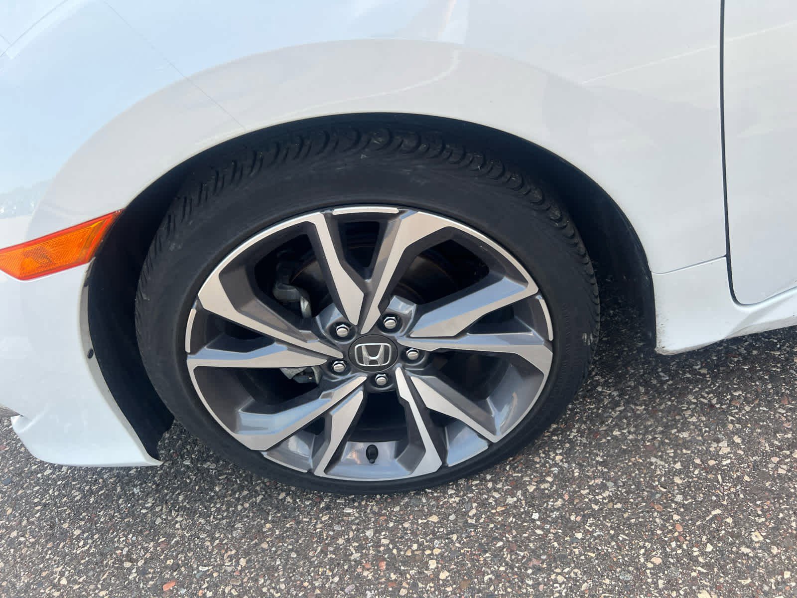 2019 Honda Civic Touring photo 8